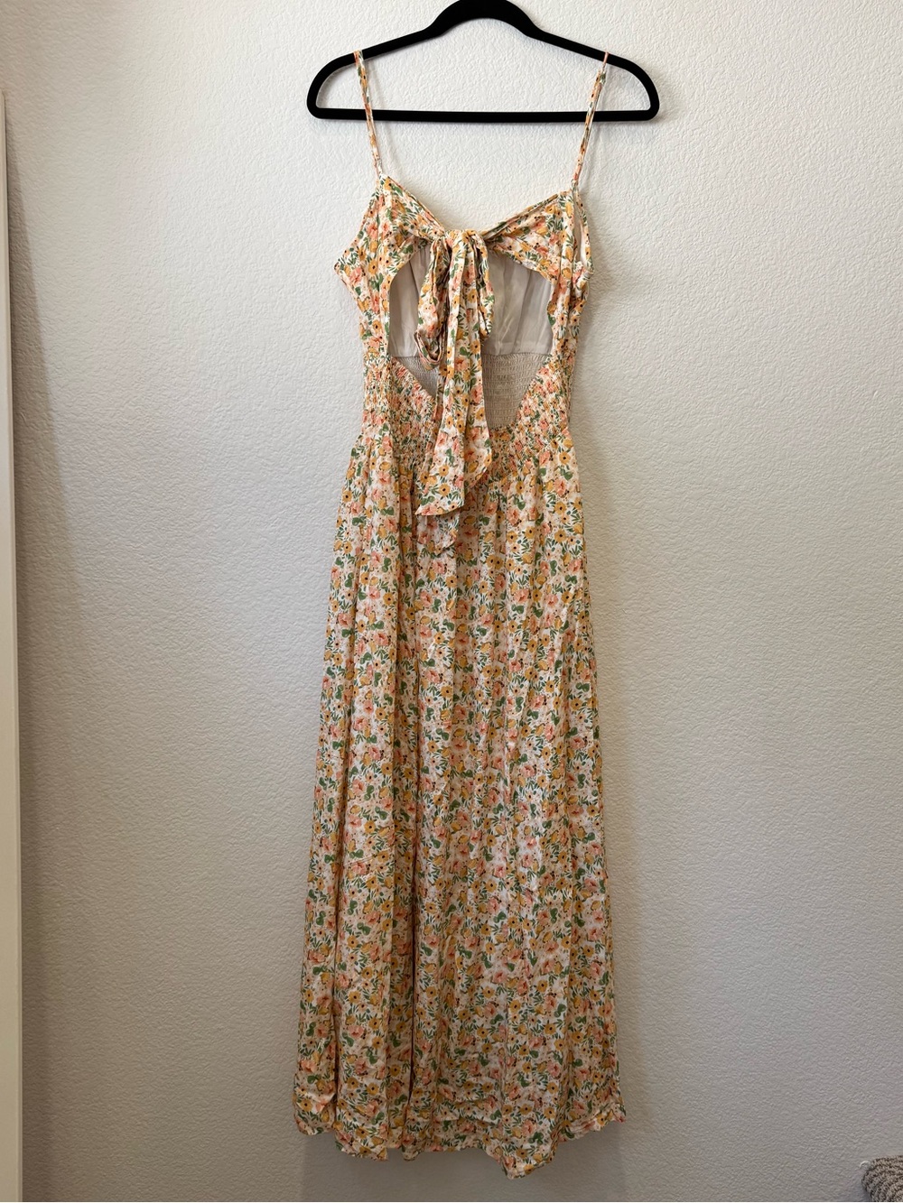 Women’s Floral Smocked Maxi Dress - Large - Picture 5 of 11
